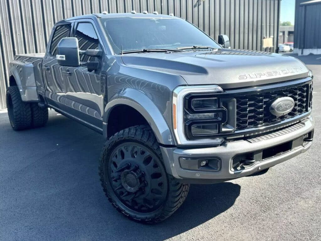 2023 FORD F-450
