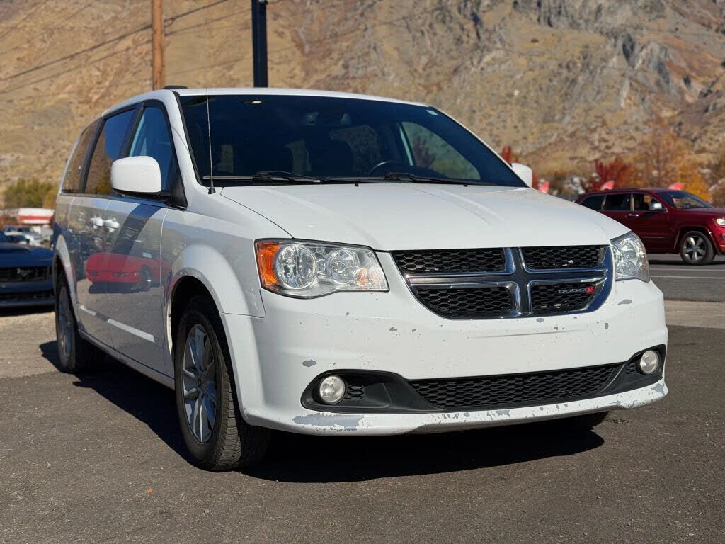 2020 DODGE Grand Caravan