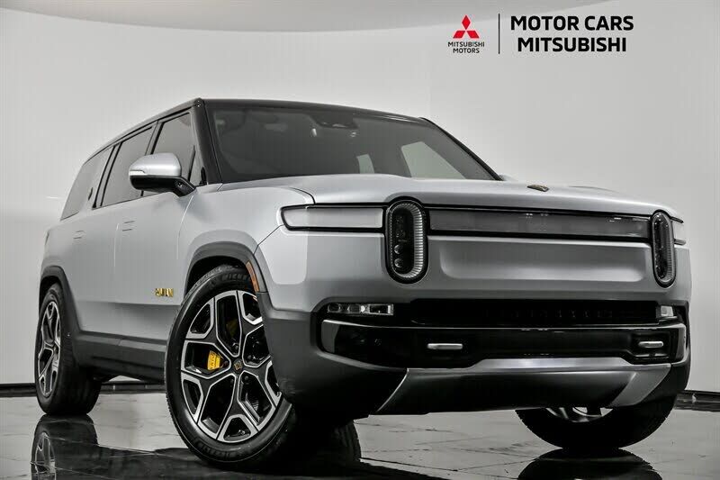 2023 RIVIAN R1S