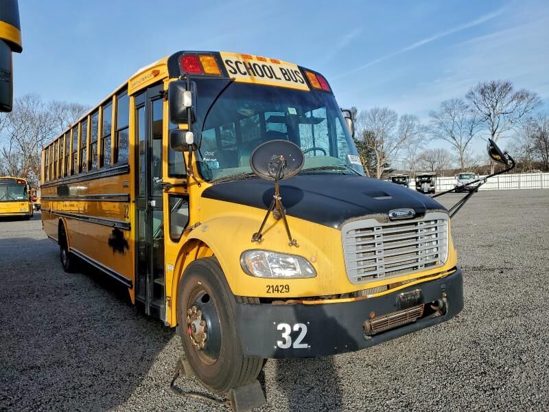 2012 FREIGHTLINER B2 Bus Chassis