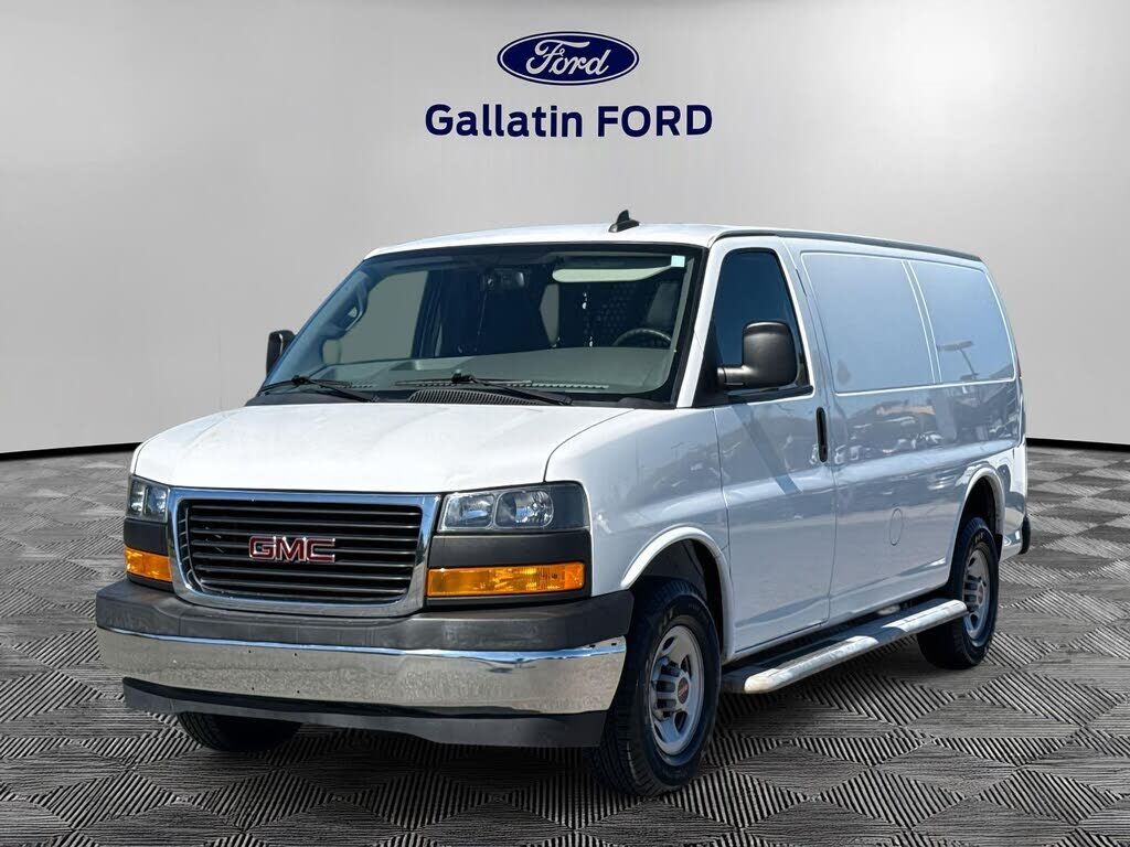 2022 GMC Savana