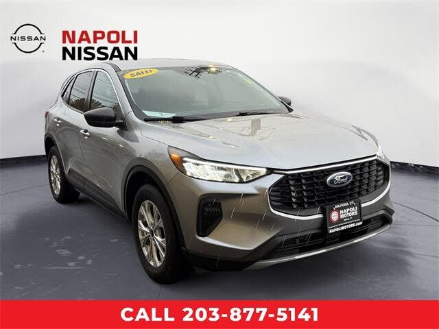 2023 FORD Escape