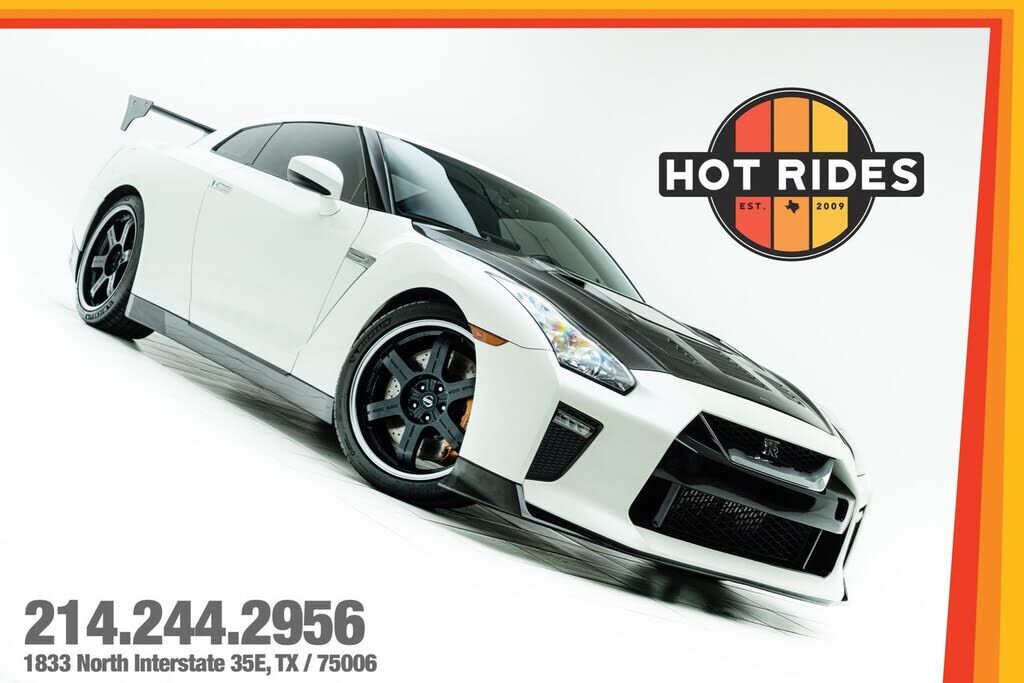 Nissan GT-R