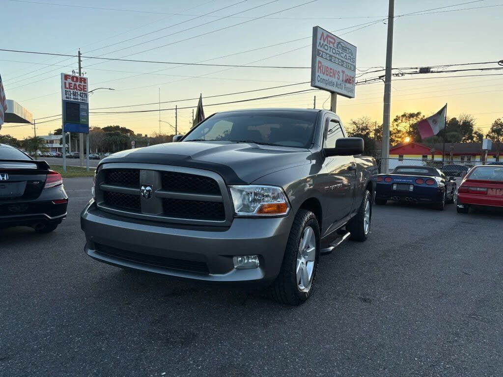 2012 DODGE Ram