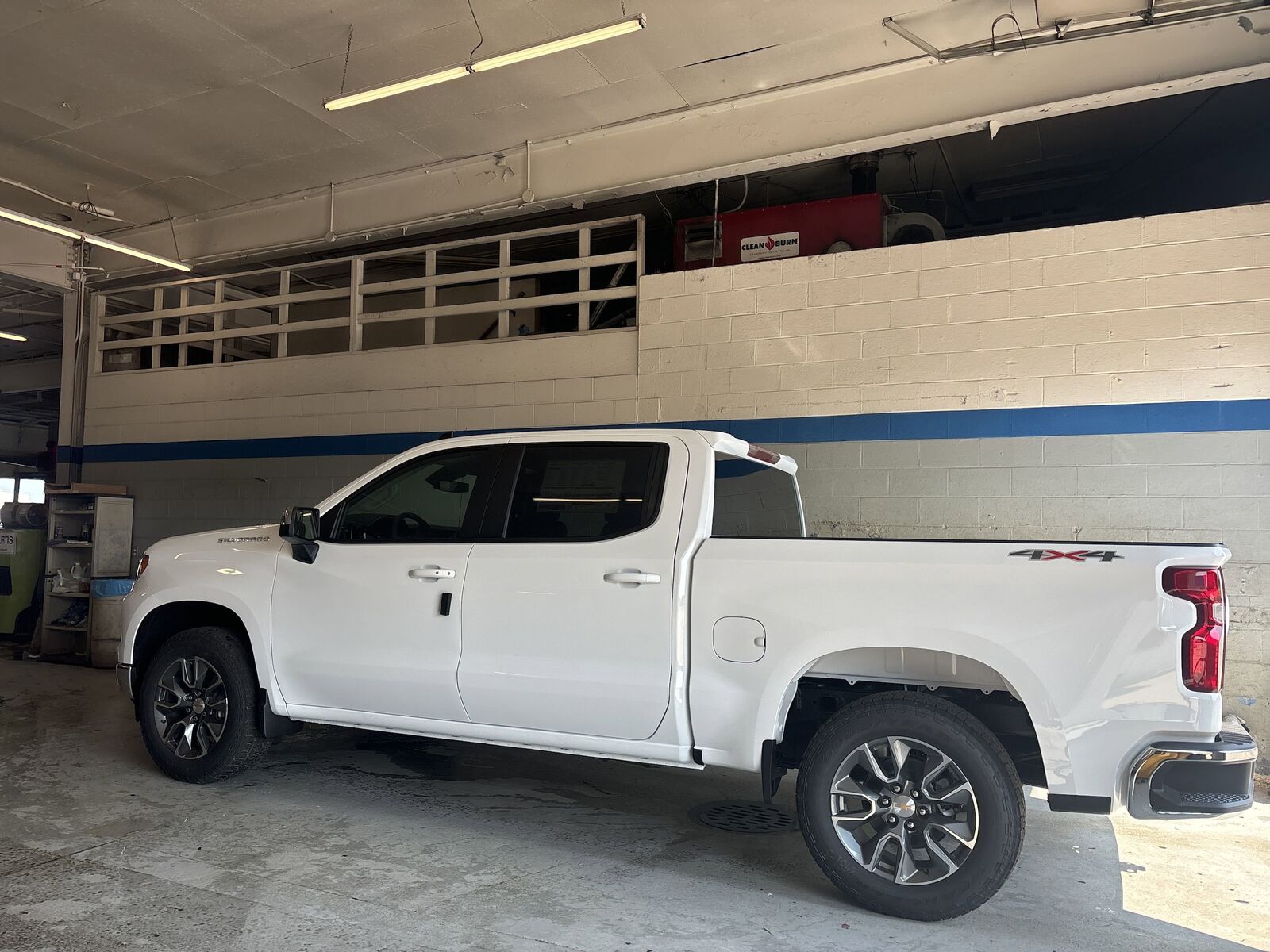 2026 CHEVROLET Silverado