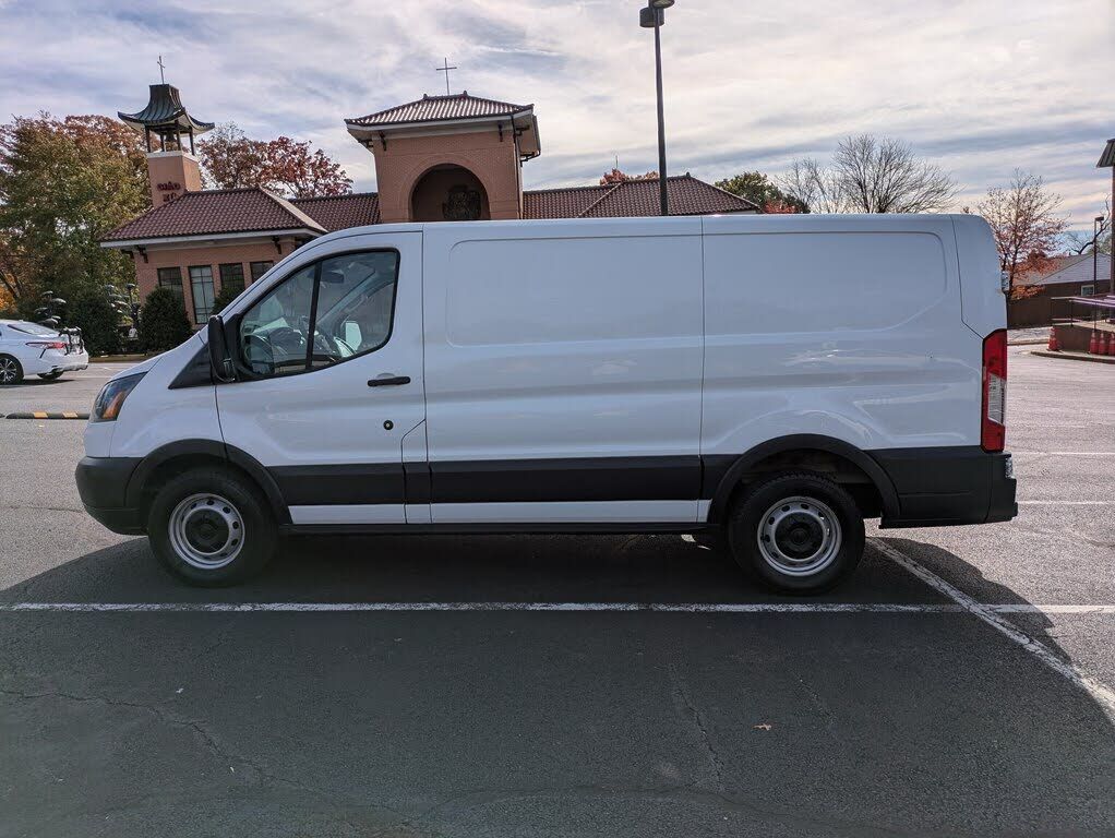2018 FORD Transit