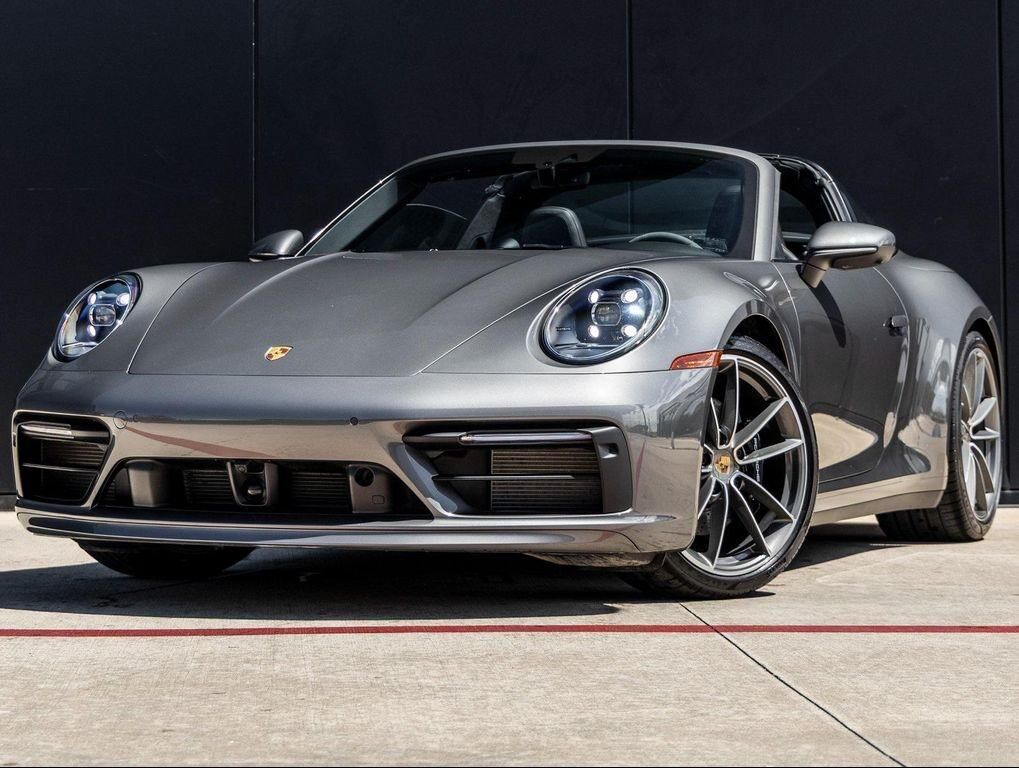 2024 PORSCHE 911