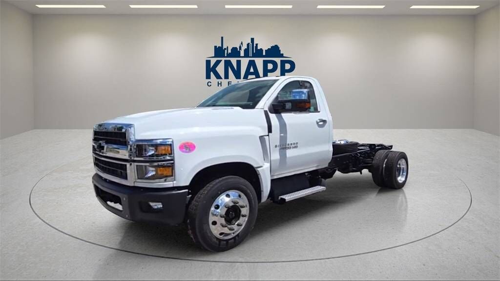 2024 GMC Silverado Medium Duty