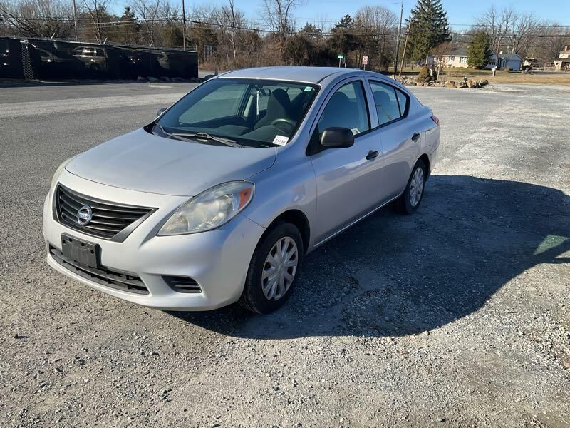 Nissan Versa