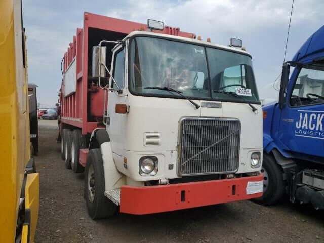 1990 VOLVO TRUCK WX