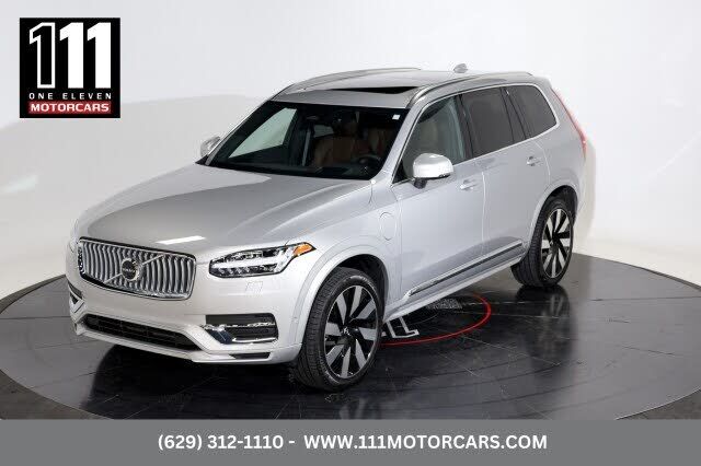 2023 VOLVO XC90