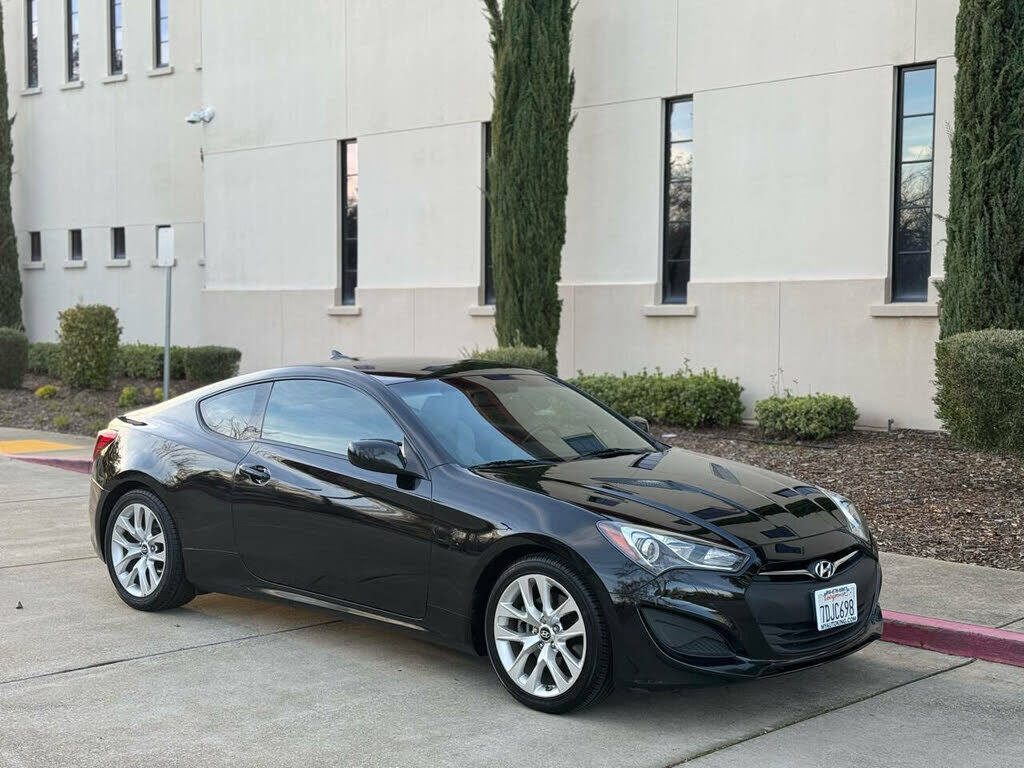 2013 HYUNDAI Genesis Coupe