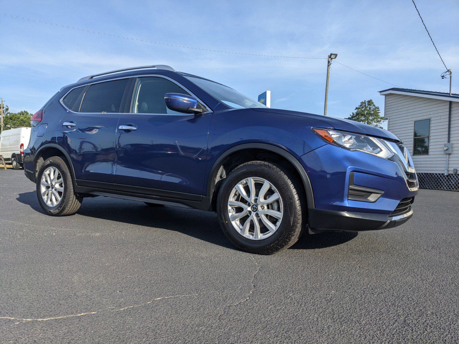 2020 NISSAN Rogue