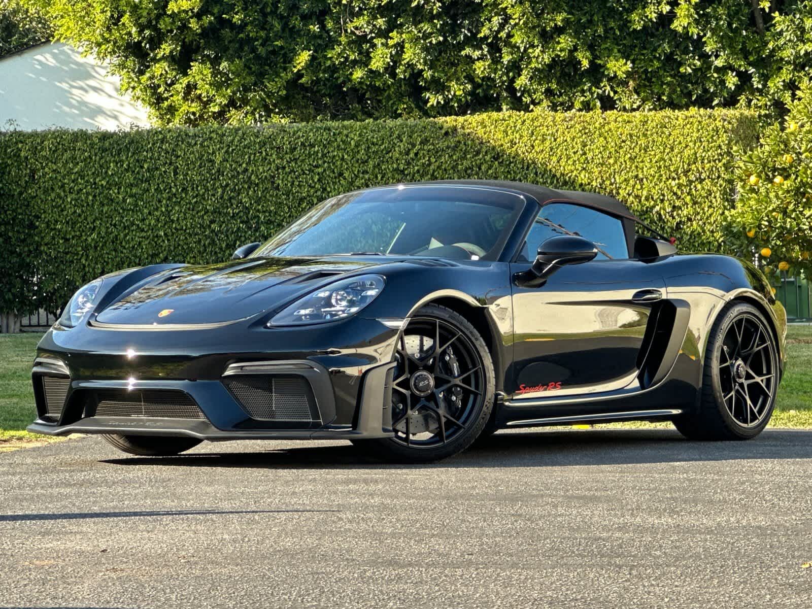 2025 PORSCHE 718