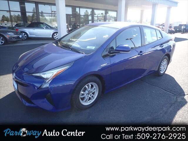 2016 TOYOTA PRIUS