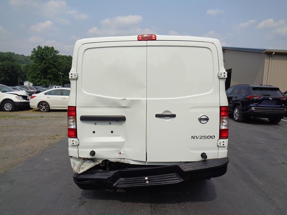 2018 NISSAN NV