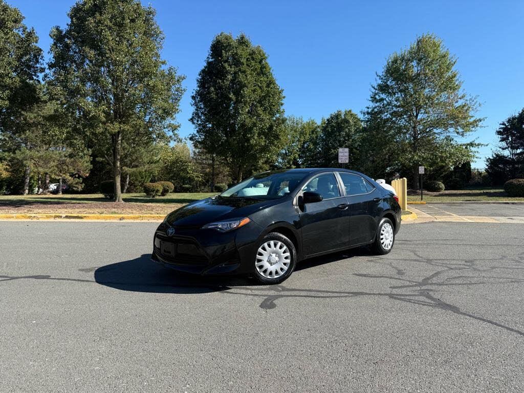 2018 TOYOTA Corolla