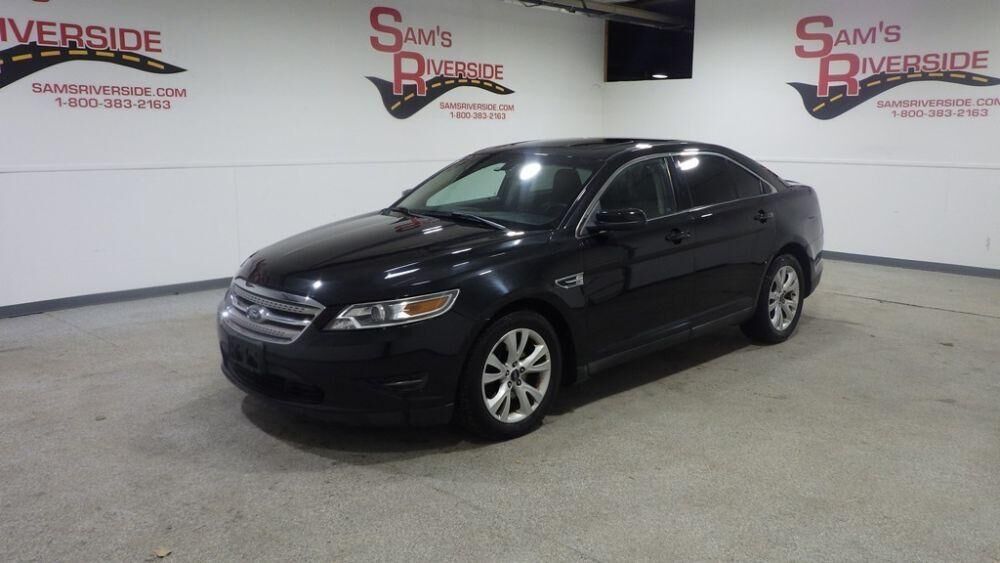 2011 FORD Taurus