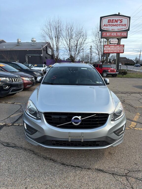 2017 VOLVO XC60