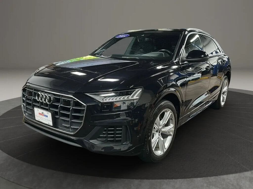 2021 AUDI Q8