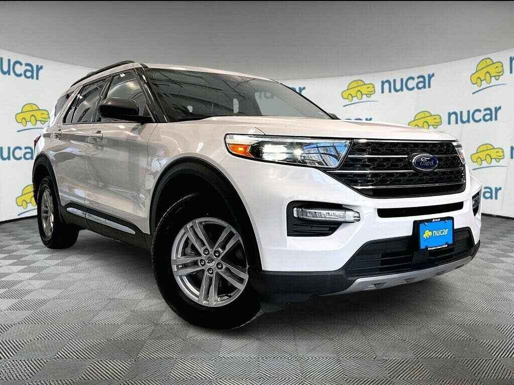 2023 FORD Explorer