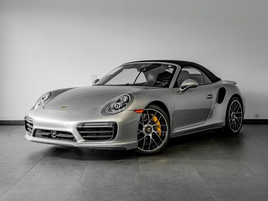 2019 PORSCHE 911