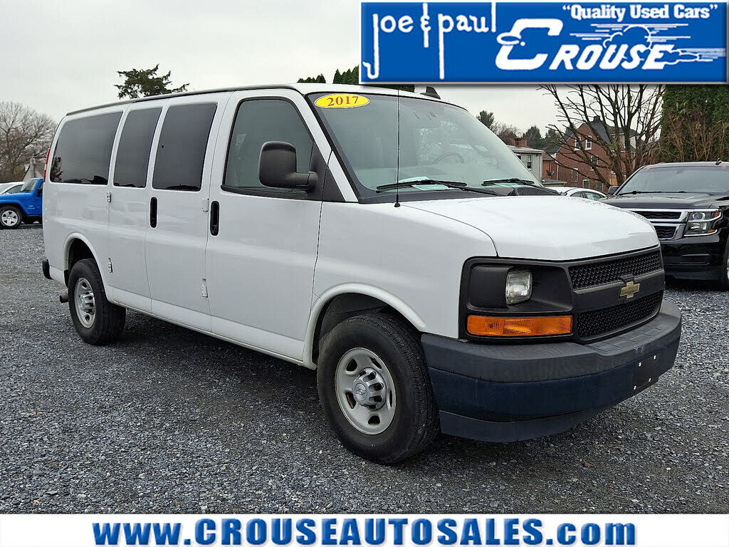 2017 CHEVROLET Express