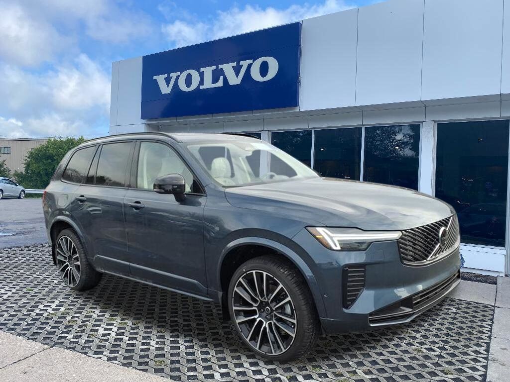2026 VOLVO XC90