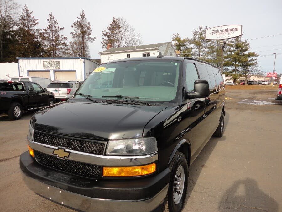 2018 CHEVROLET Express