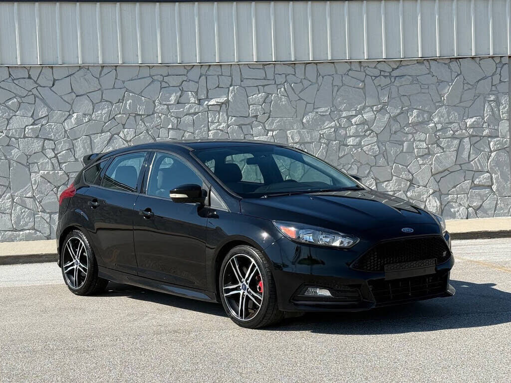 2017 FORD Focus