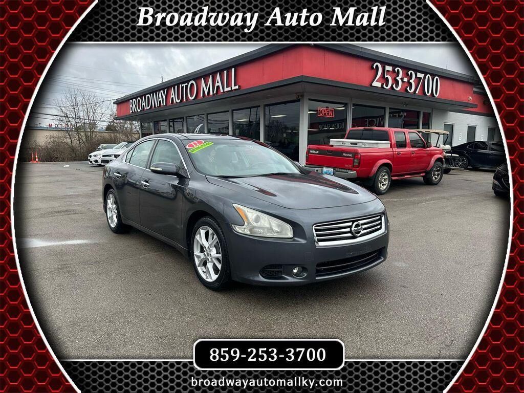 Nissan Maxima
