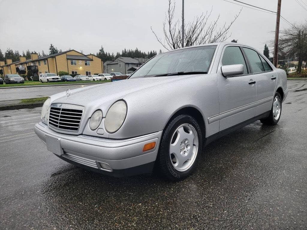 1999 MERCEDES-BENZ E-Class
