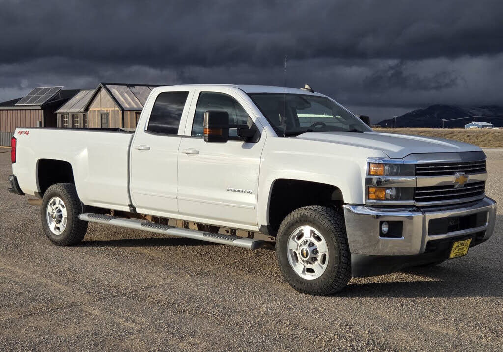 2018 CHEVROLET Silverado