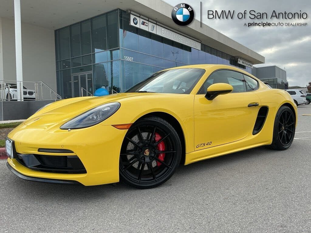 2023 PORSCHE 718