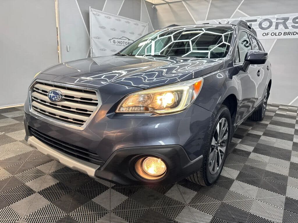 2016 SUBARU Outback