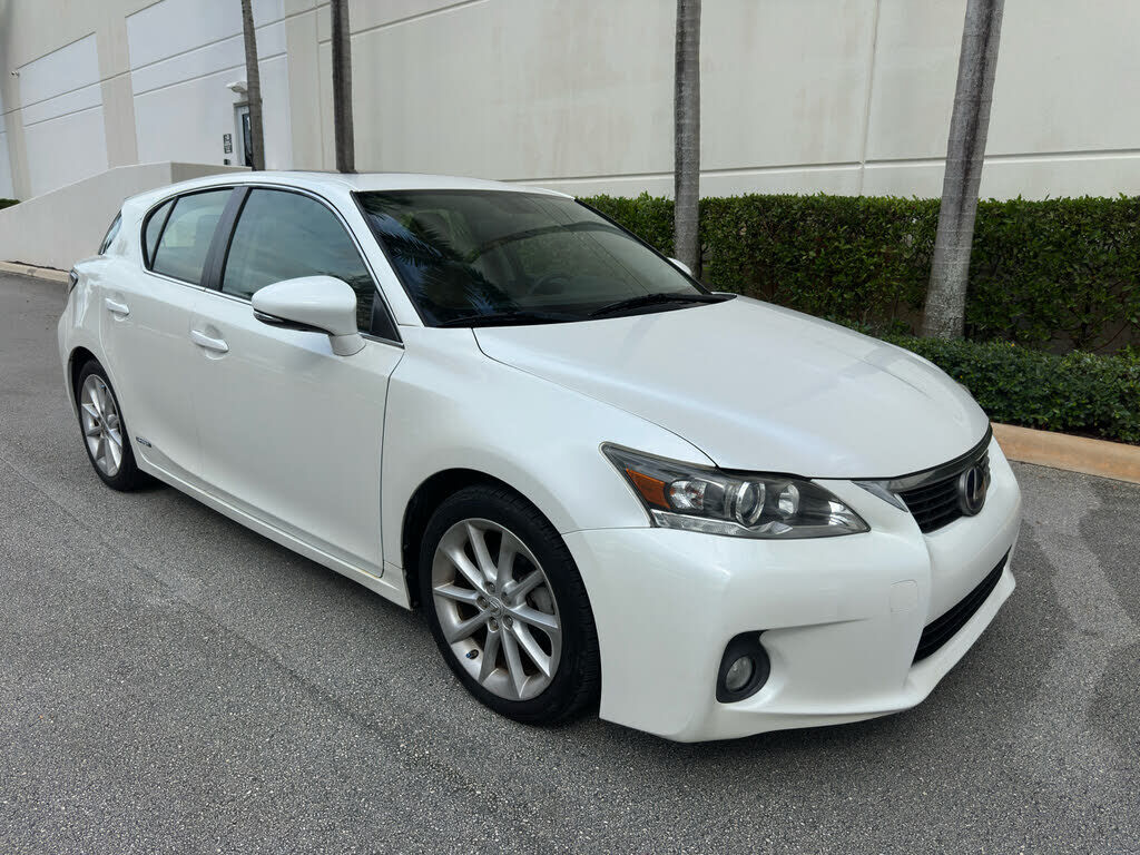 2013 LEXUS CT