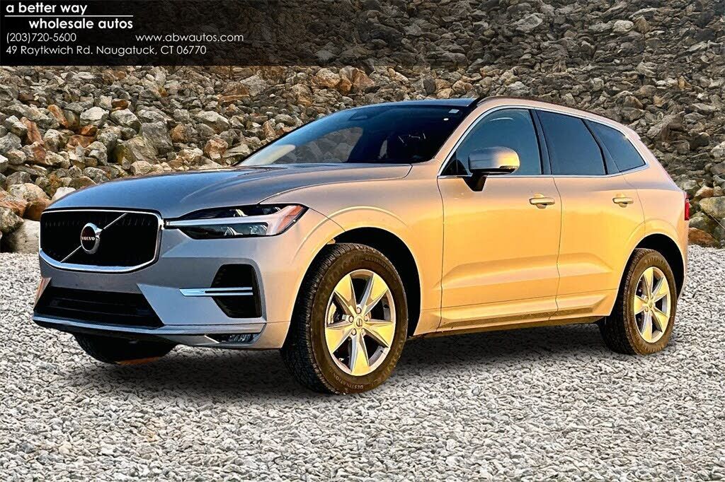 2022 VOLVO XC60