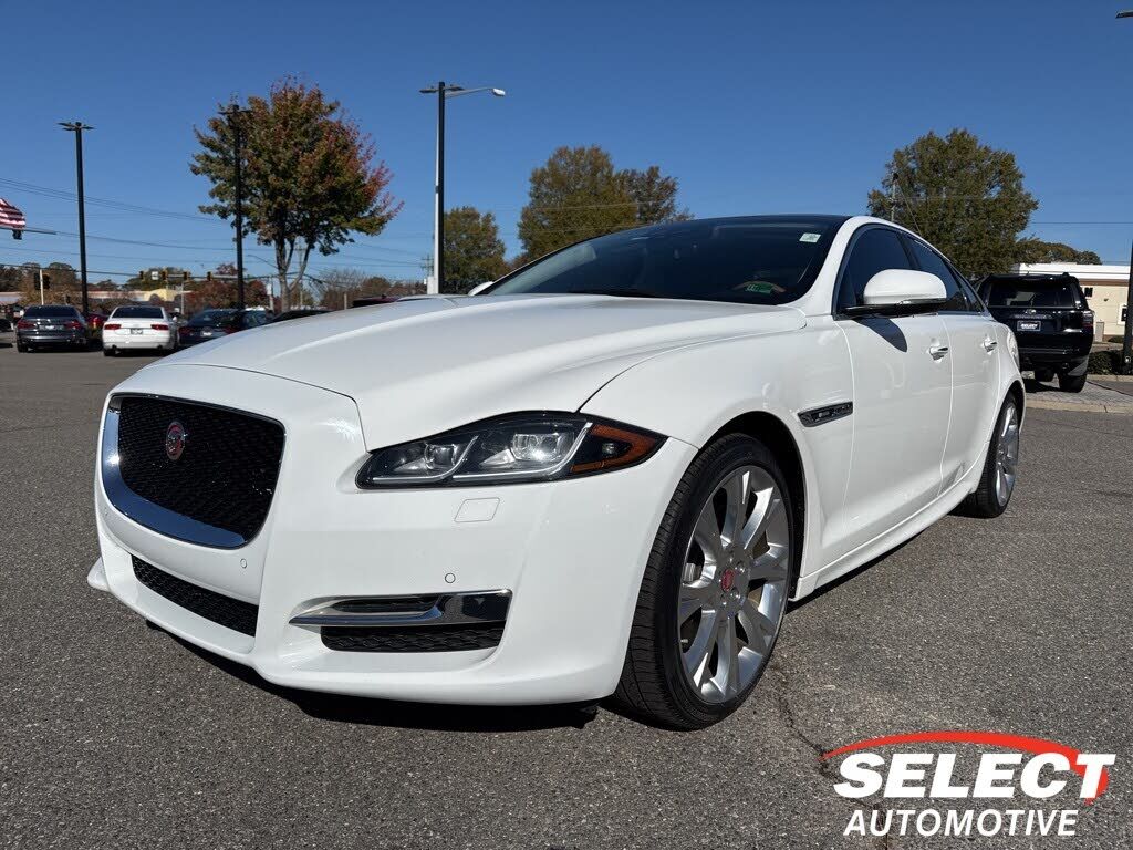 2019 JAGUAR XJ