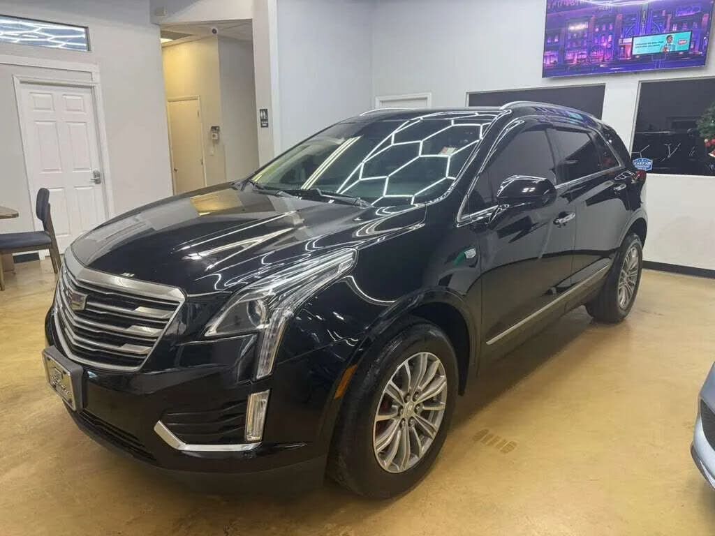 2017 CADILLAC XT5