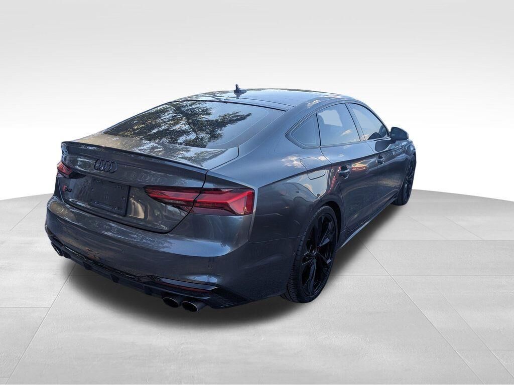 2022 Audi S5
