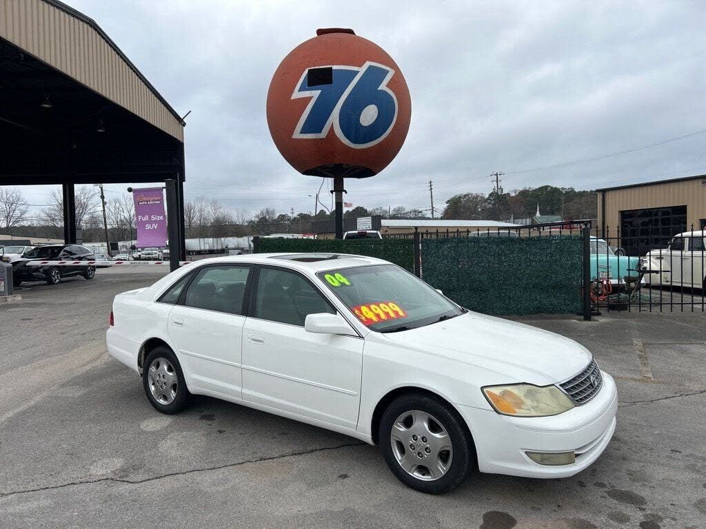 2004 TOYOTA Avalon