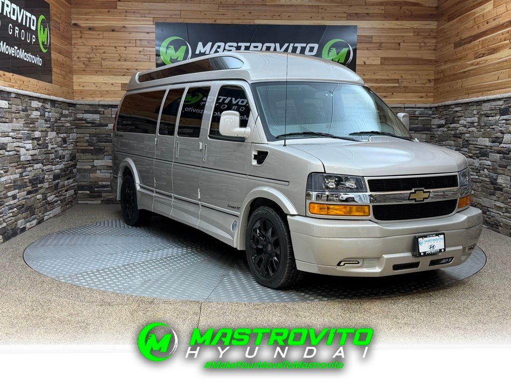 2022 CHEVROLET Express