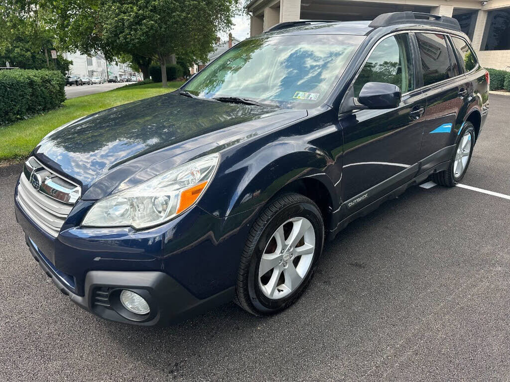 2013 SUBARU Outback