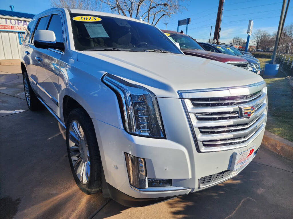 2018 CADILLAC Escalade