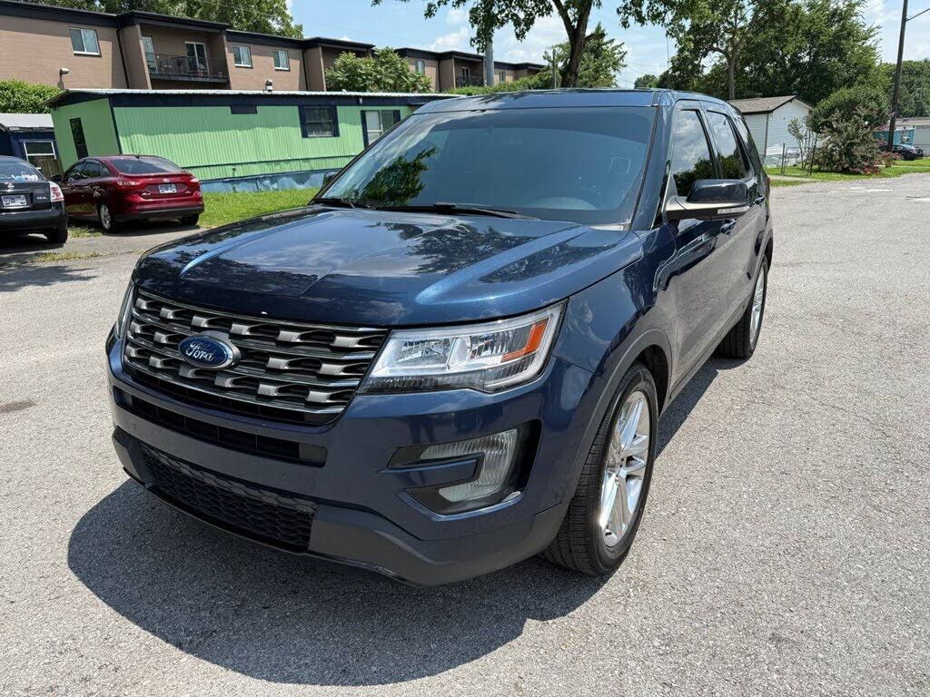 2016 FORD Explorer
