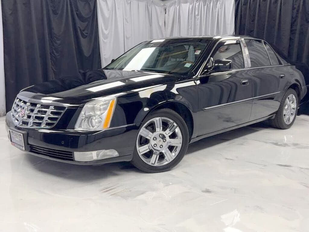 2011 CADILLAC DTS