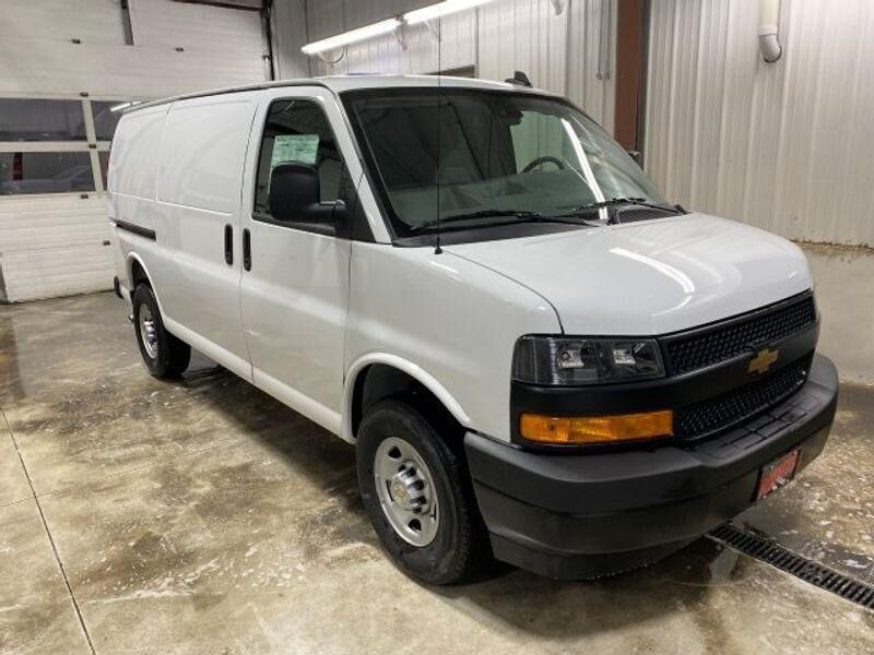 2025 CHEVROLET Express