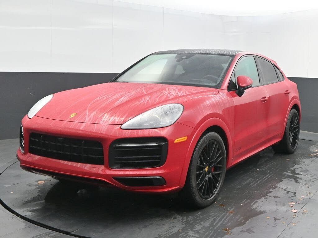 2023 PORSCHE Cayenne