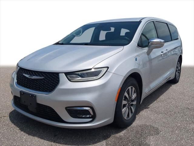 2022 CHRYSLER Pacifica