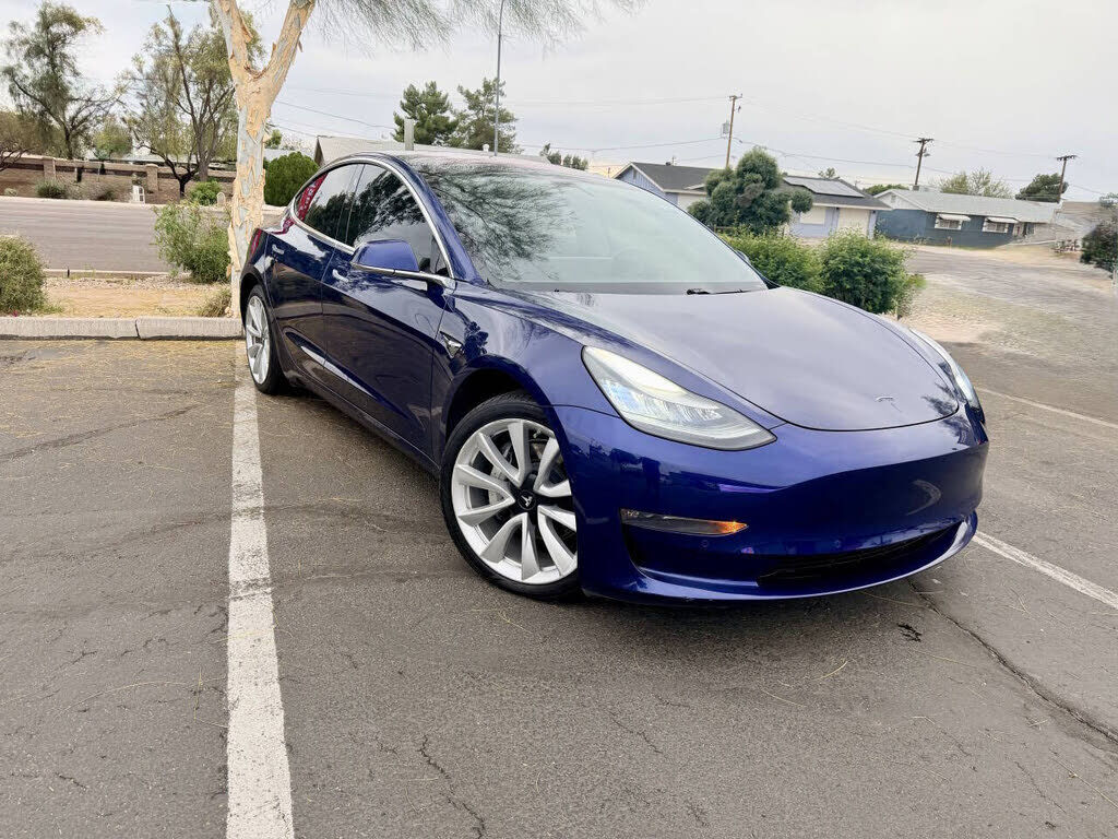 2018 TESLA Model 3